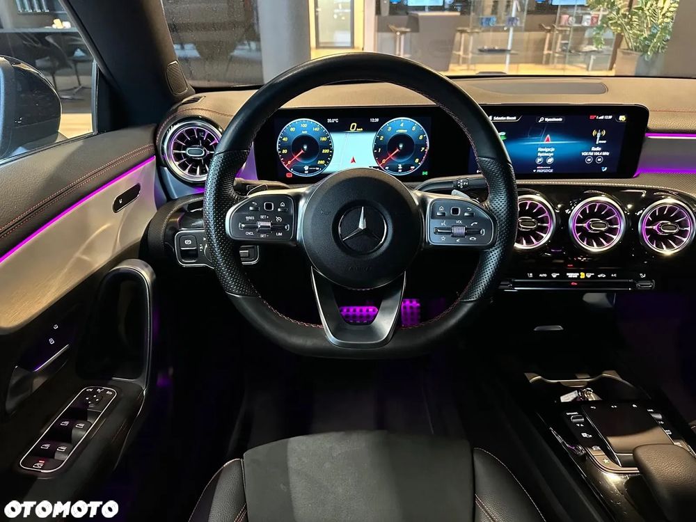 Mercedes-Benz CLA 200 AMG Line 7G-DCT - 12