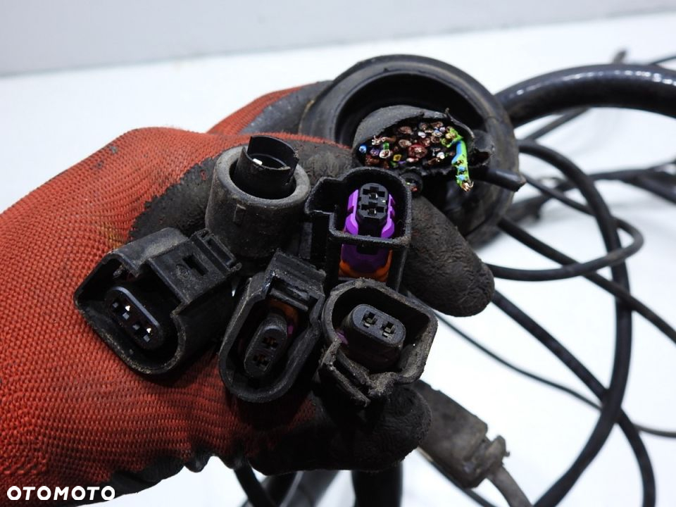 WIĄZKA INSTALACJA KOMORY SILNIKA A6 C6 2.0 TFSI - 8
