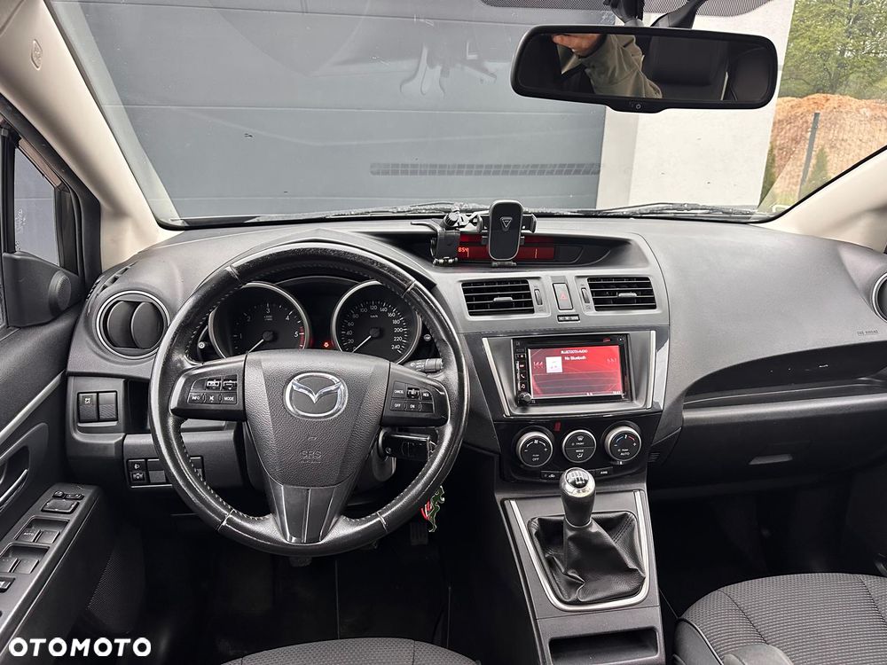 Mazda 5 - 15