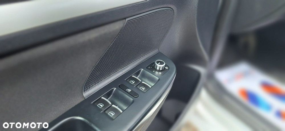Volkswagen Golf - 13