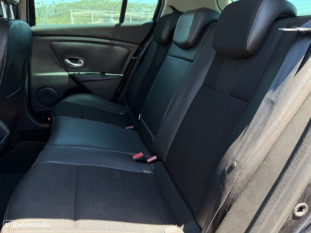 Renault Mégane 1.5 dCi Luxe - 8