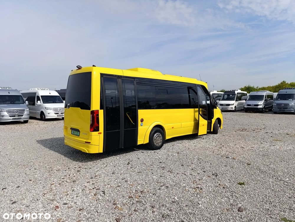 Mercedes-Benz eSprinter - 5