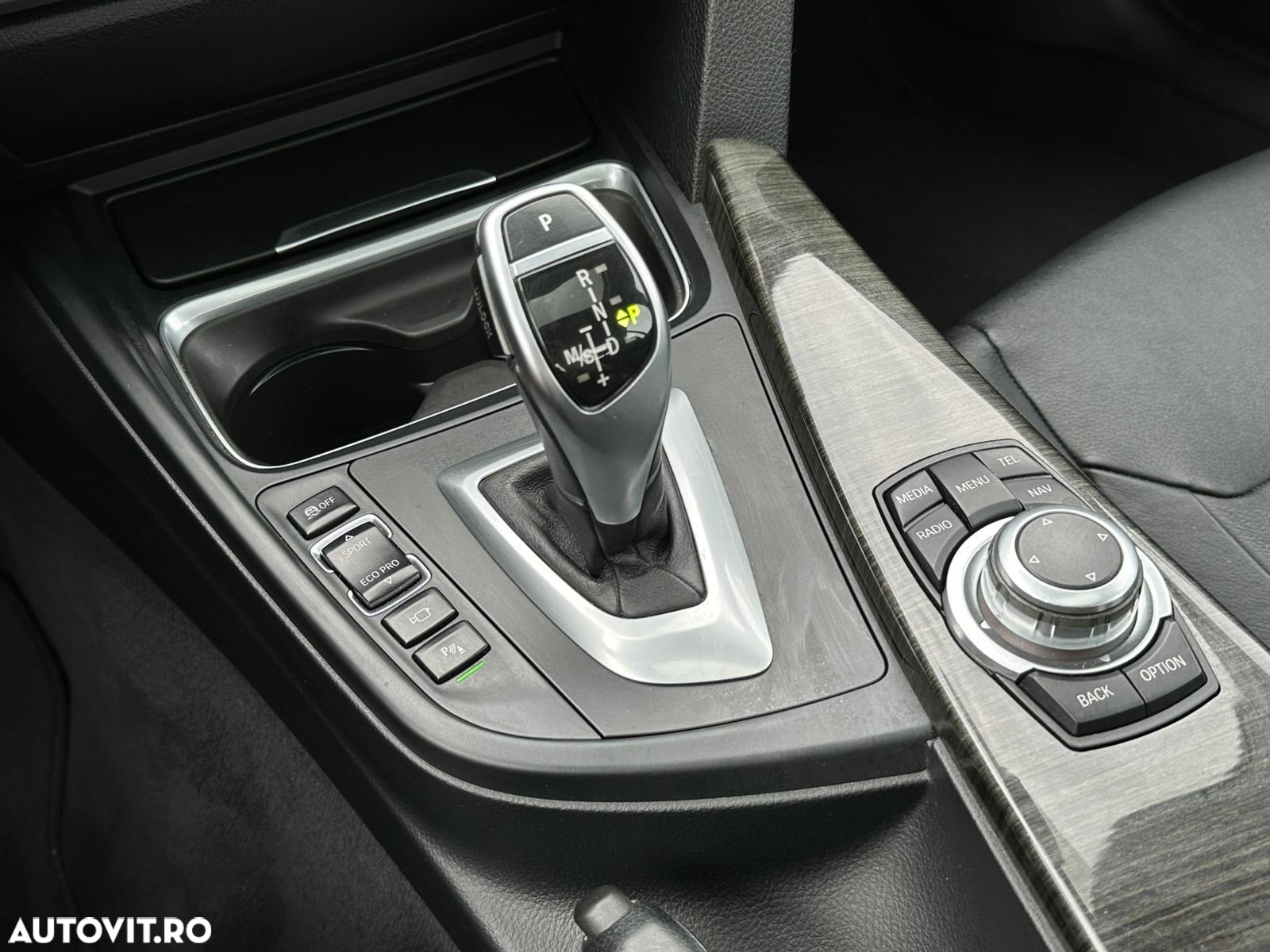 BMW Seria 3 320d xDrive Aut. Luxury Line - 9