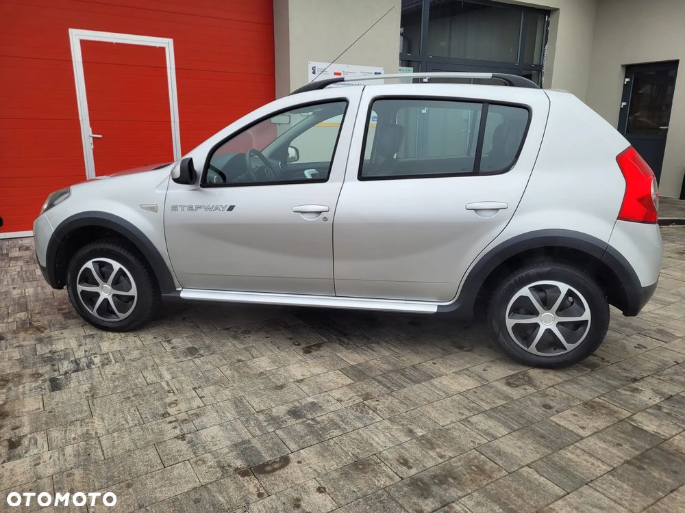 Dacia Sandero Stepway2 1.6 - 9
