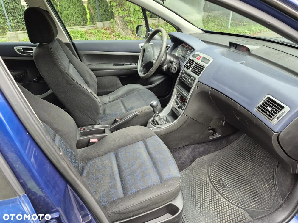 Peugeot 307 1.6 - 8