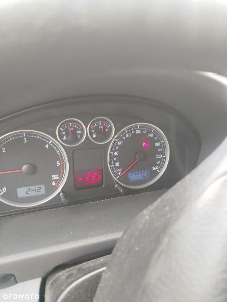 Volkswagen Sharan - 5