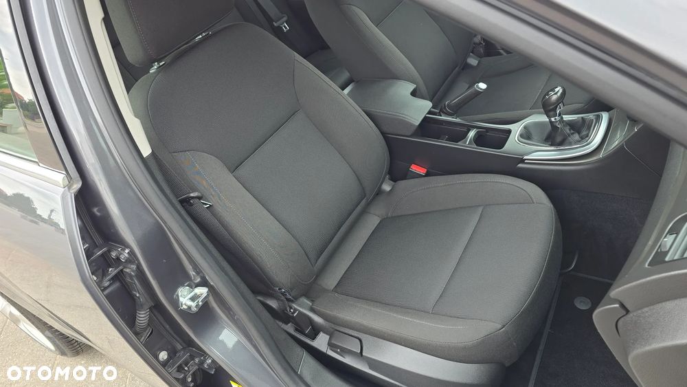 Opel Insignia - 24