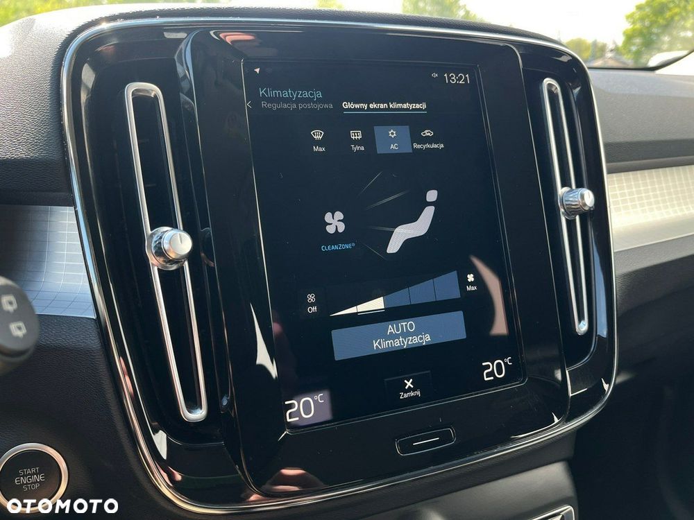 Volvo XC 40 - 22