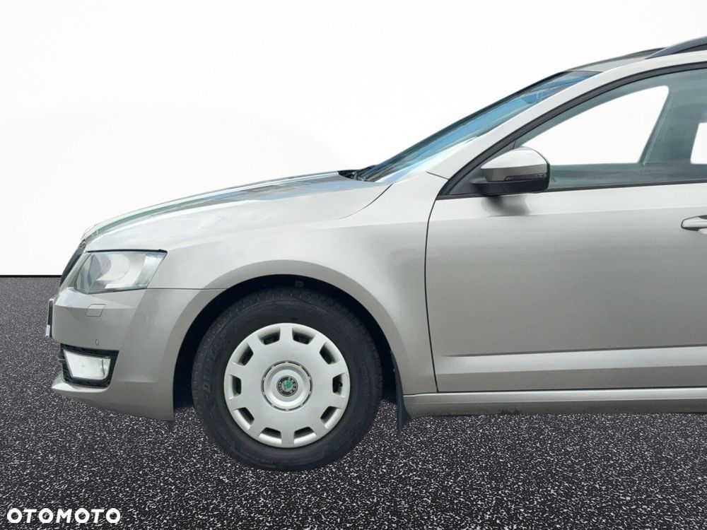 Skoda Octavia 1.6 TDI Ambition DSG - 11
