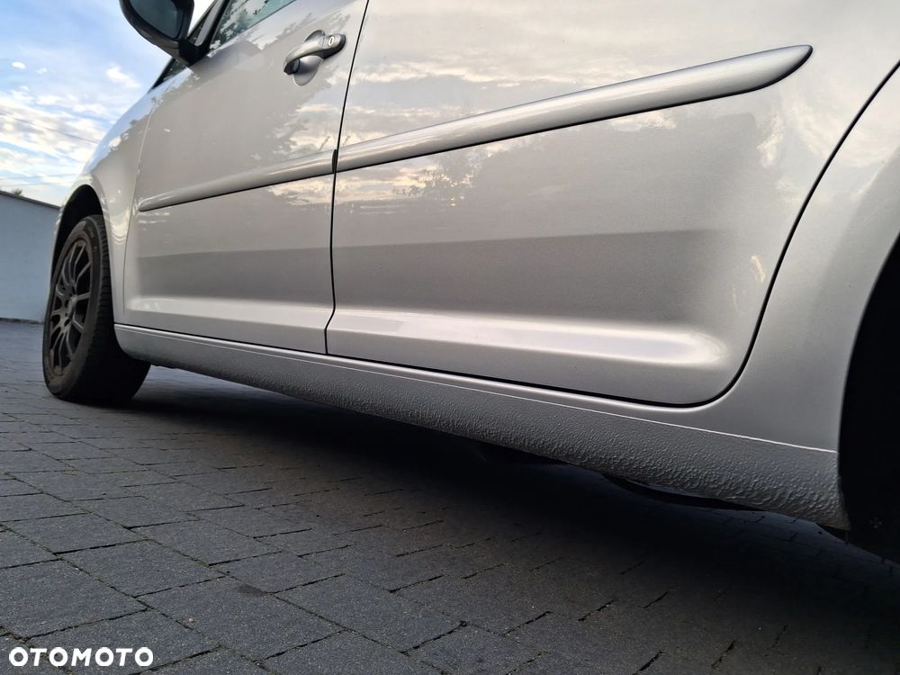 Volkswagen Touran 1.2 TSI STYLE - 18