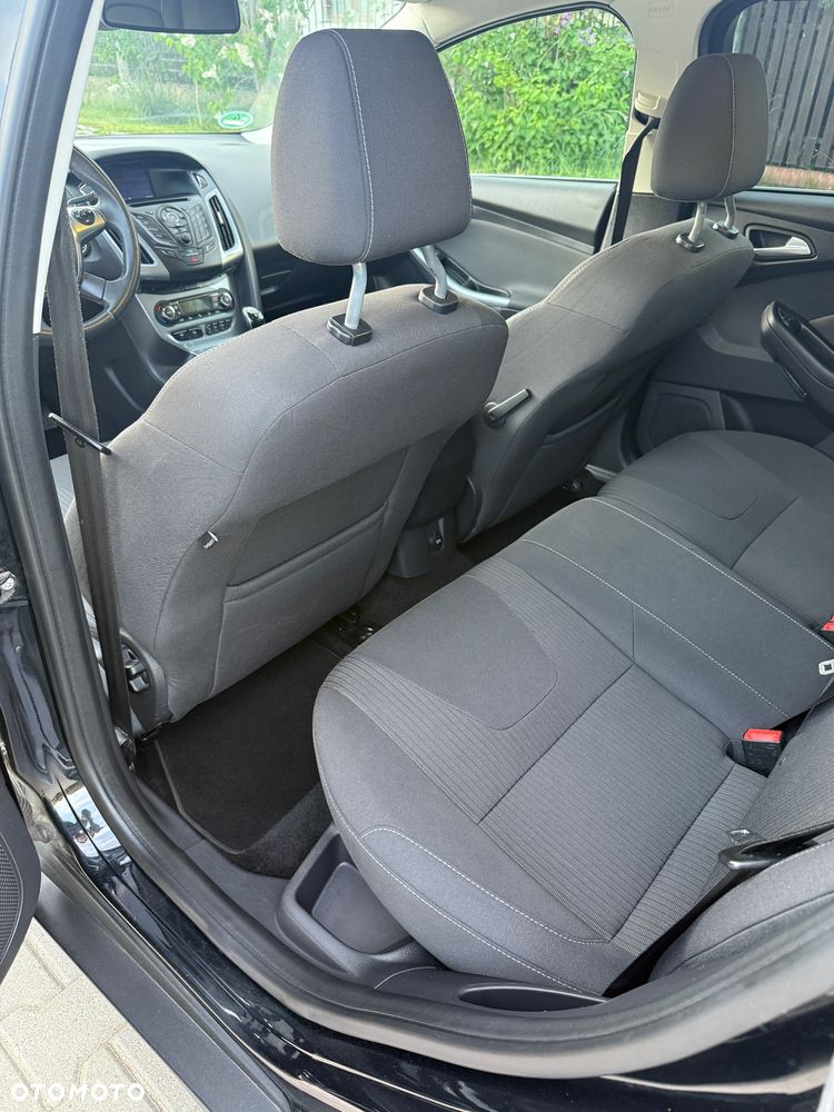 Ford Focus 1.6 TDCi DPF Titanium - 11