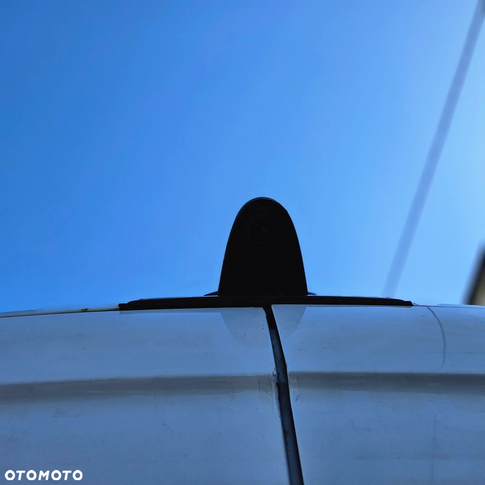 Mercedes-Benz Sprinter - 11