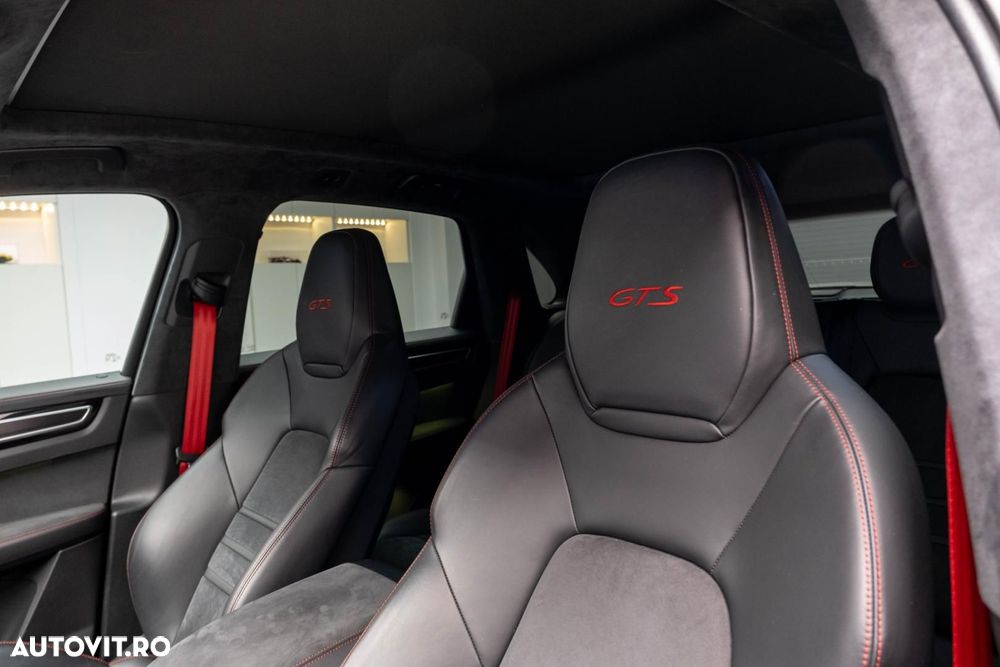 Porsche Cayenne GTS Tiptronic S - 40