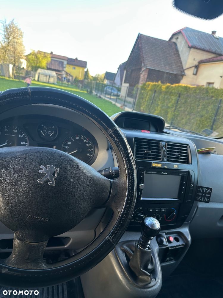 Peugeot Expert - 11