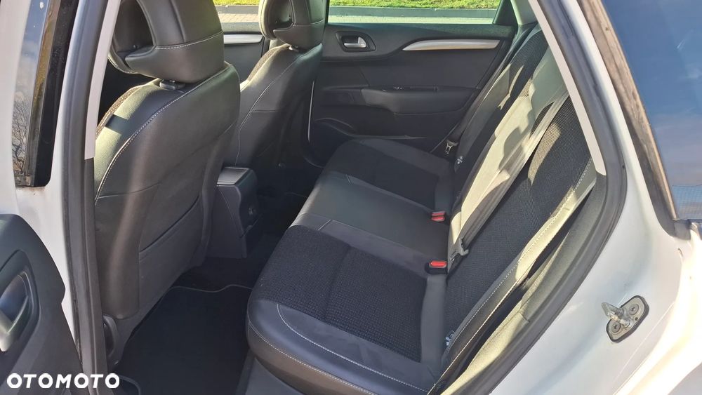 Citroën C4 1.6 VTi Exclusive - 13
