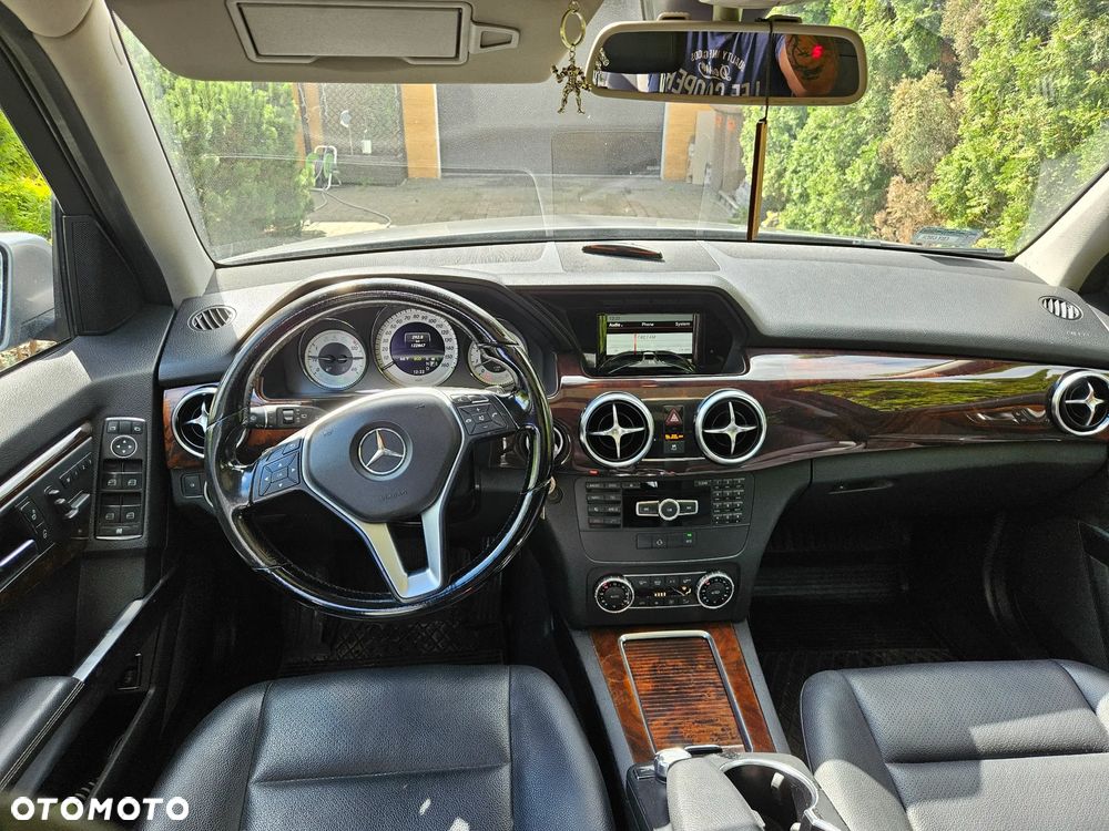 Mercedes-Benz GLK 350 4-Matic - 7