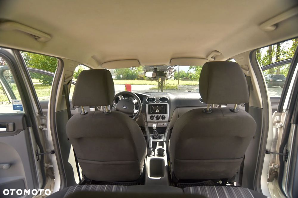 Ford Focus 1.6 TDCi Trend - 12