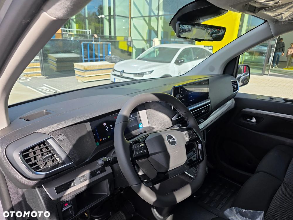 Opel Vivaro - 12