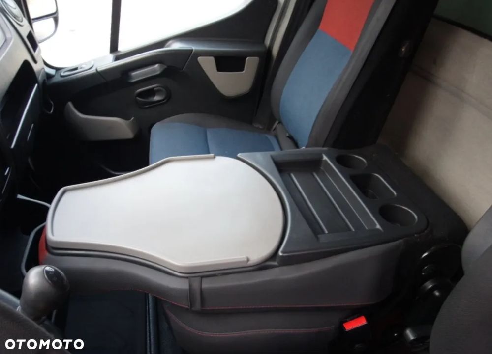 Renault Master III 12 europalet z pracą - 5