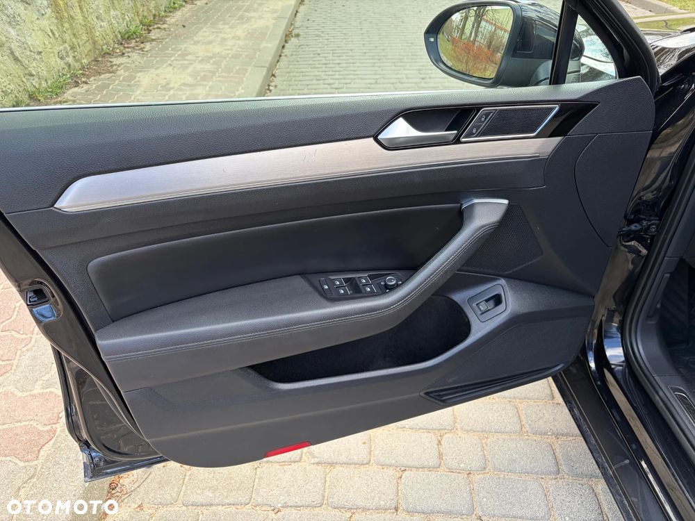 Volkswagen Passat 2.0 TDI BMT Highline DSG7 - 21