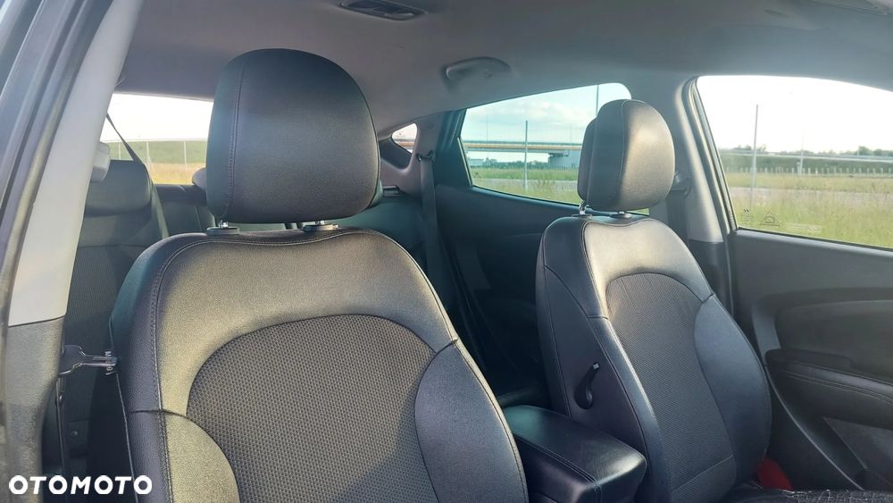 Hyundai ix35 1.6 GDI Premium 2WD - 15