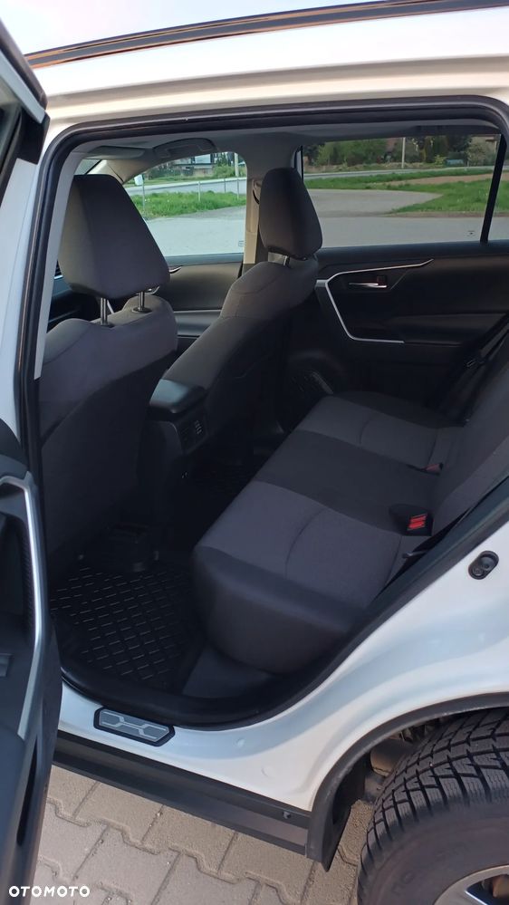 Toyota RAV4 - 12
