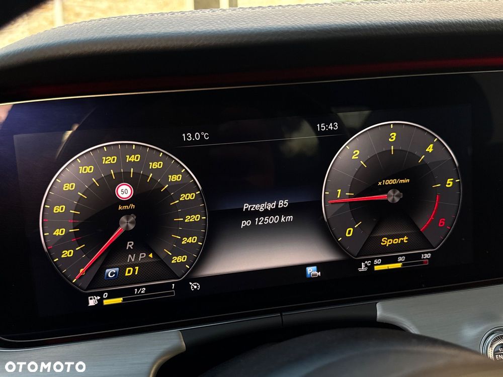 Mercedes-Benz CLS 400 d 4-Matic 9G-TRONIC - 35