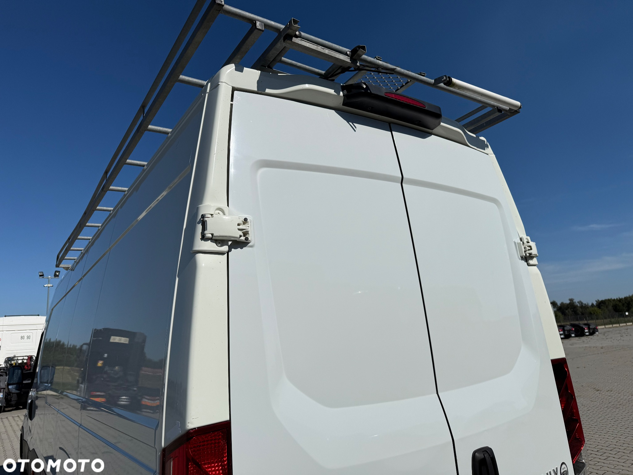 Iveco DAILY 35S15 / L4H3 / 3.0 150 KM / BLASZAK / BAGAŻNIK DACHOWY / Z FRANCJI / STAN BDB / / / - 14