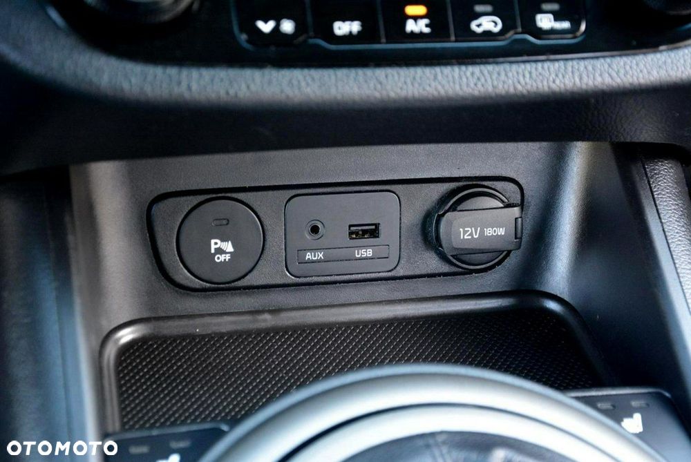 Kia Sportage 1.6 GDI Business Line L 2WD - 30