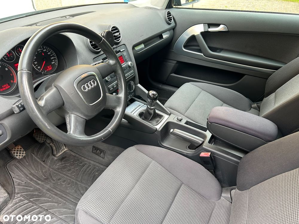 Audi A3 1.4 TFSI Attraction - 5
