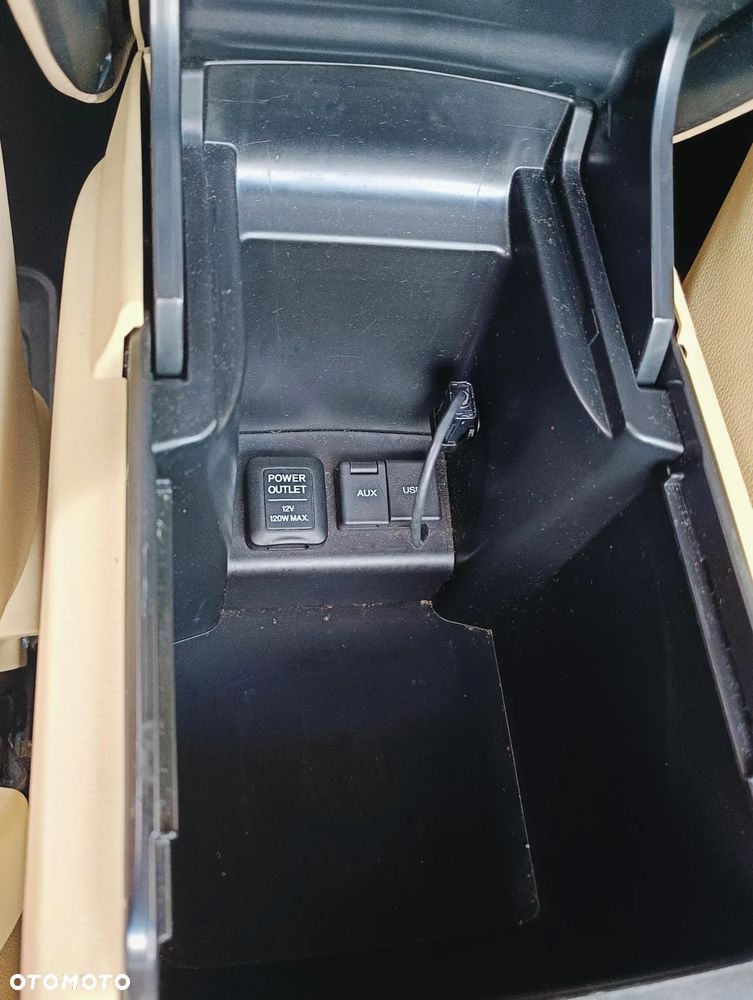 Honda Accord 3.5 V6 EX - 37