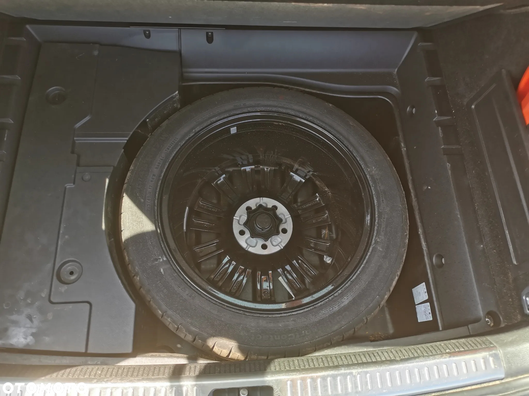 Volkswagen Passat 2.0 TDI Comfortline - 28