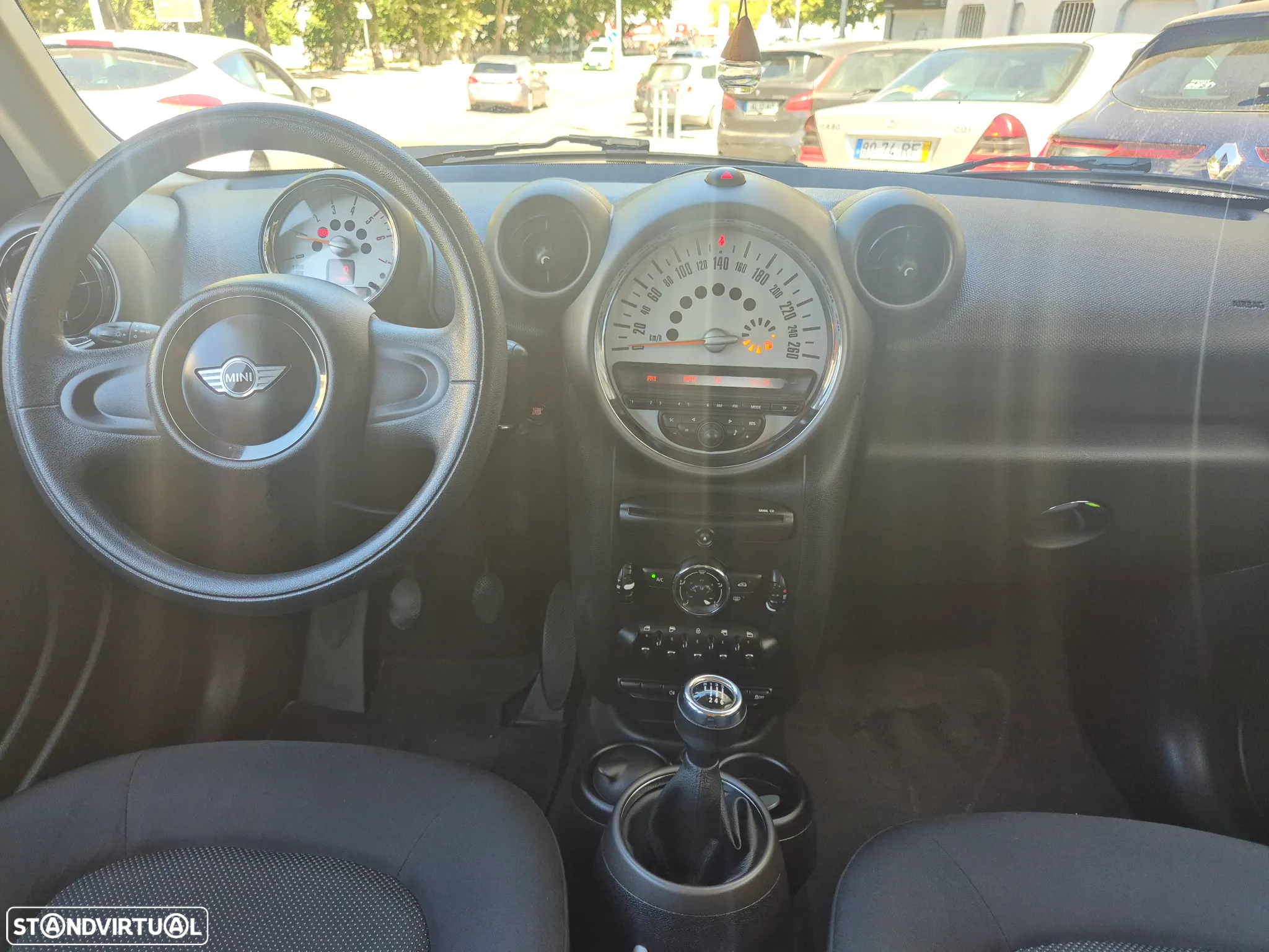 MINI Countryman Cooper D - 18