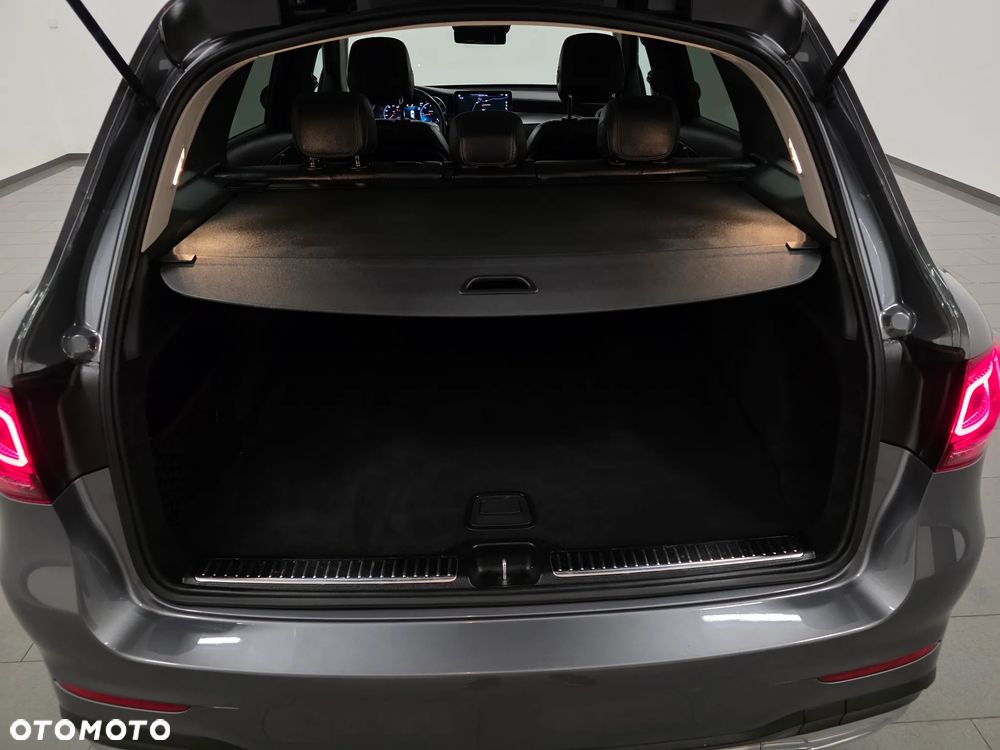Mercedes-Benz GLC 220 d 4Matic 9G-TRONIC AMG Line Plus - 40