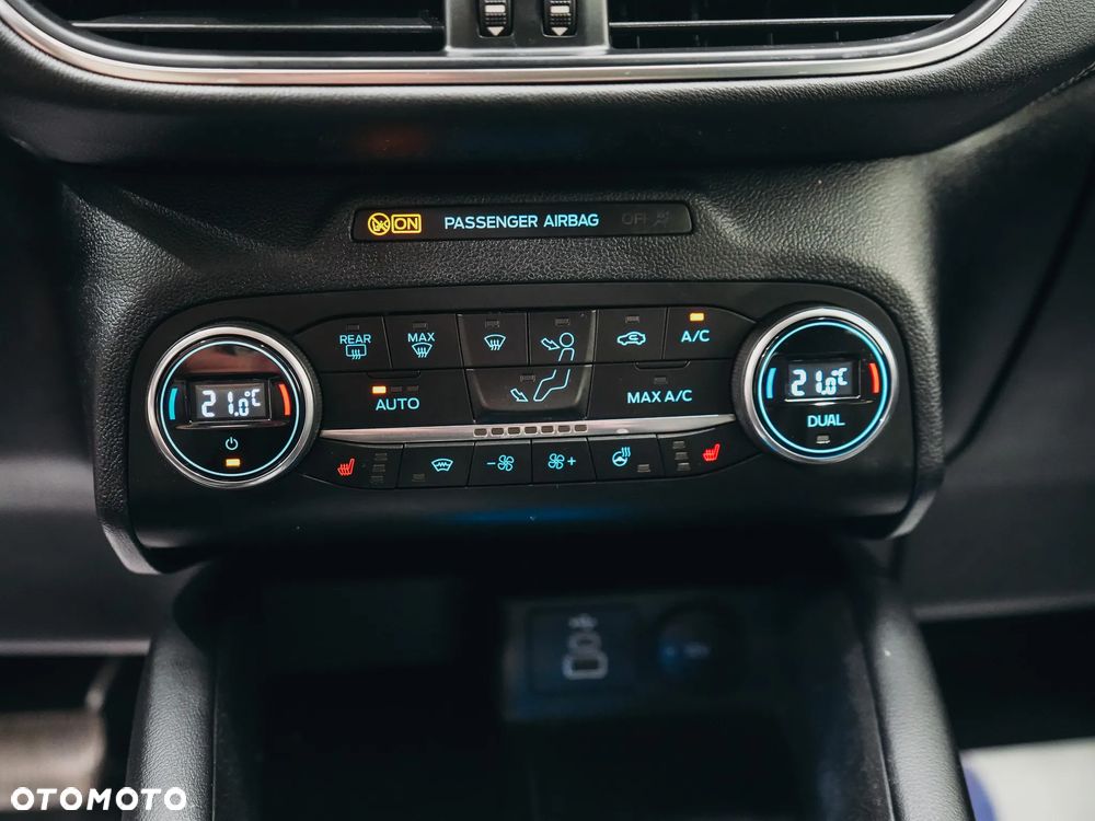 Ford Kuga 2.5P PHEV FWD Vignale - 23