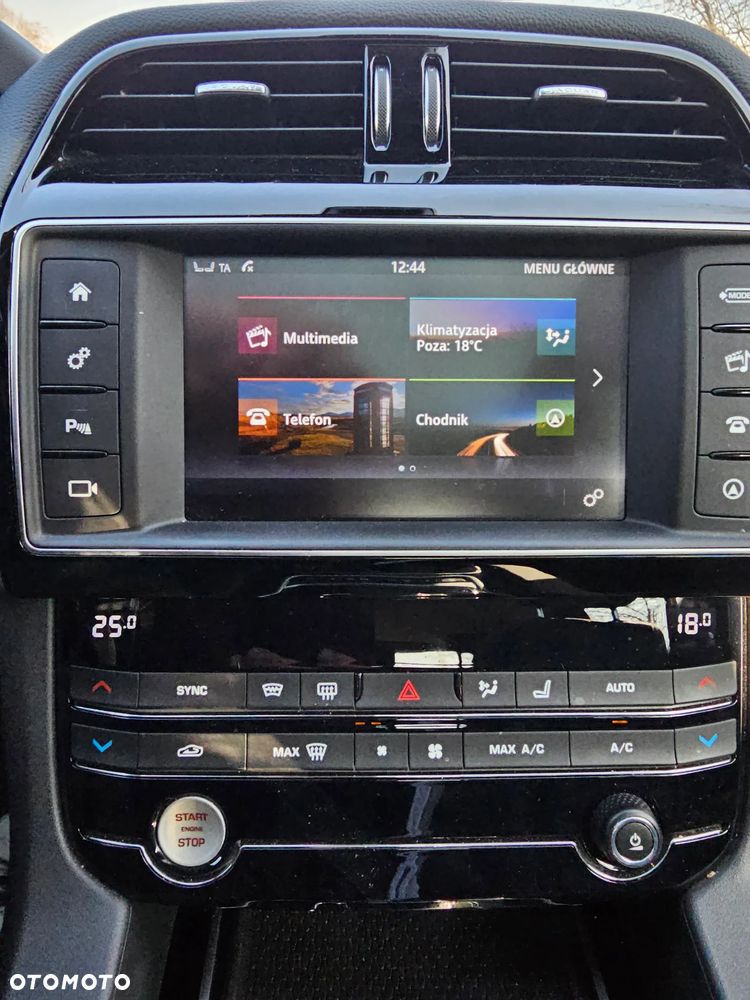 Jaguar F-Pace 2.0 i4D AWD Prestige - 22