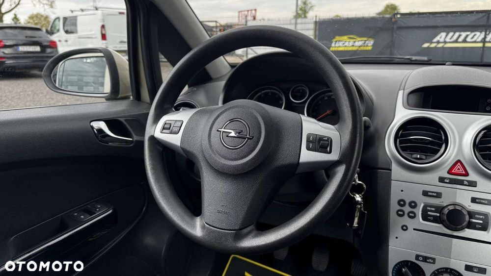 Opel Corsa - 32