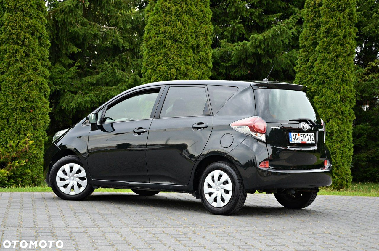 Toyota Verso S 1.33 Premium - 20