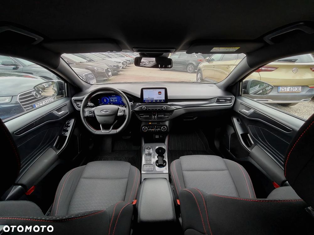 Ford Focus - 12