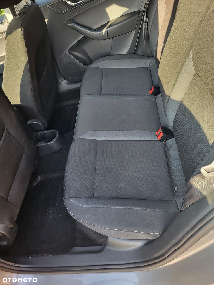 Skoda RAPID 1.2 TSI Ambition - 8