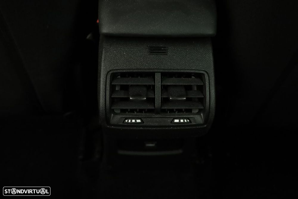 Citroën C4 1.2 PureTech Plus EAT8 - 23