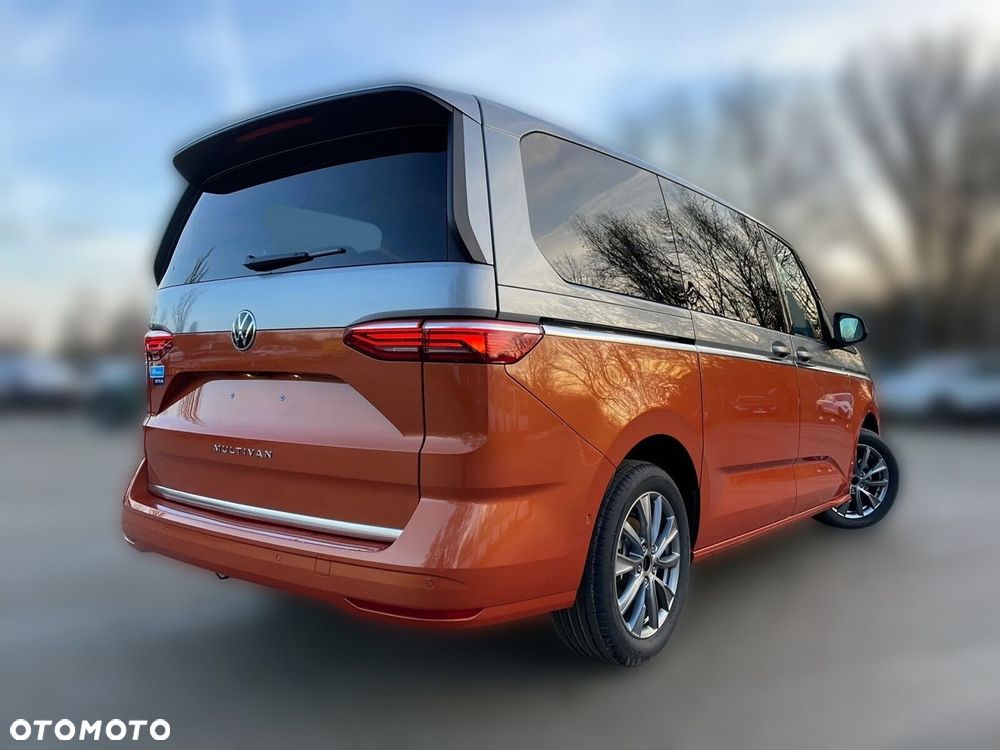 Volkswagen Multivan - 11