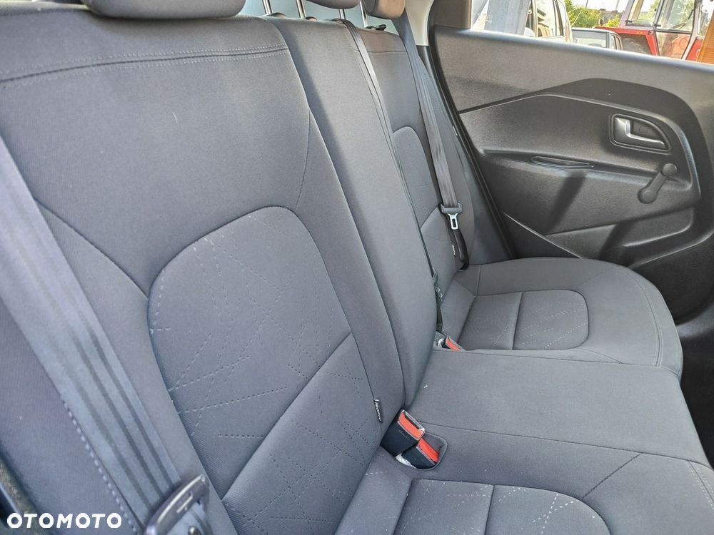 Kia Rio 1.2 Attract - 17