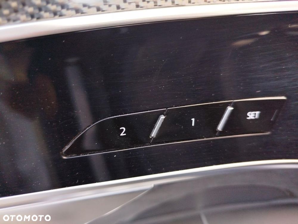 Audi S8 - 14