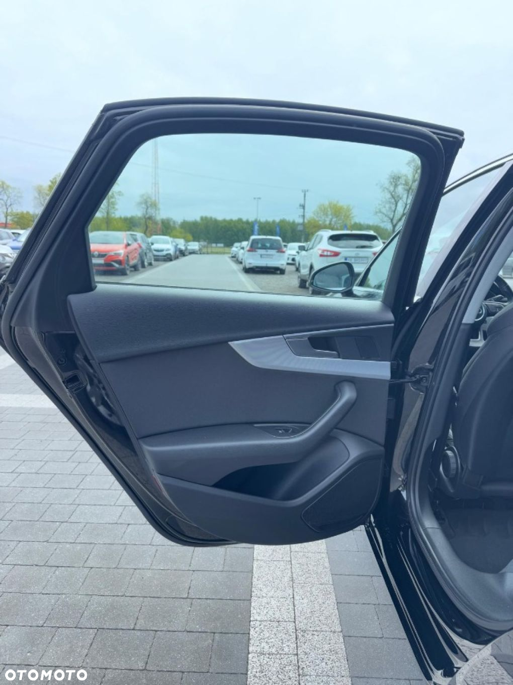 Audi A4 - 35
