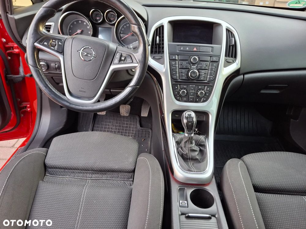 Opel Astra 1.4 Turbo Exklusiv - 14