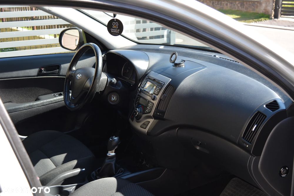 Hyundai i30 1.6 CRDi Blue Classic - 10