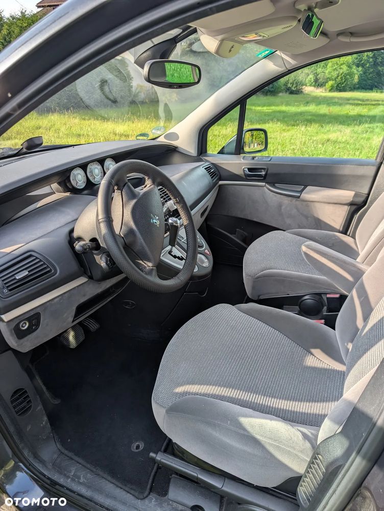 Peugeot 807 HDi 170 Bi-Turbo Automatik Premium - 9