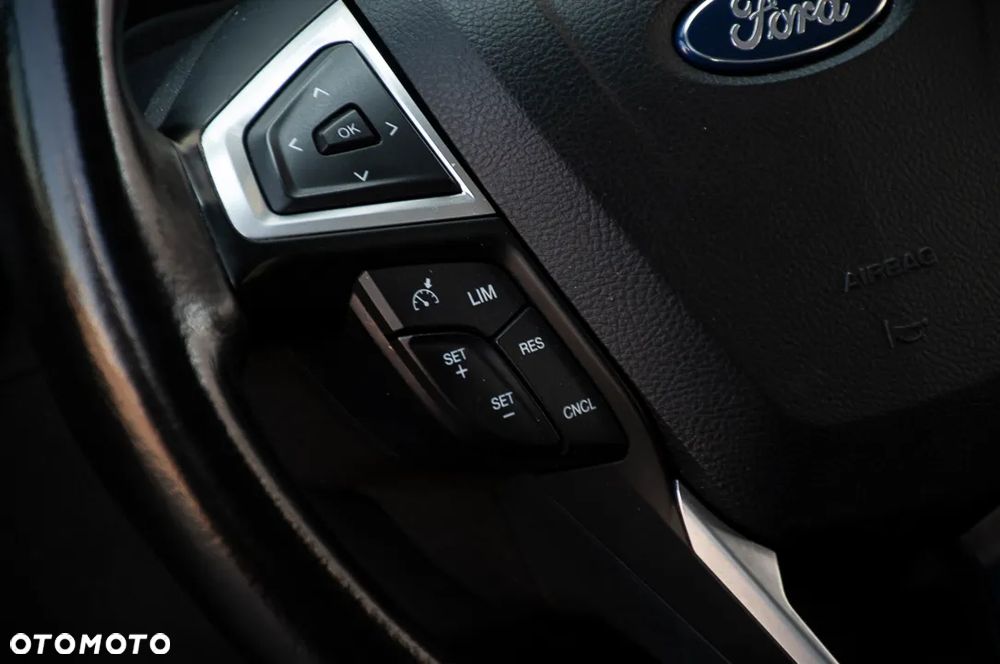 Ford S-Max - 39