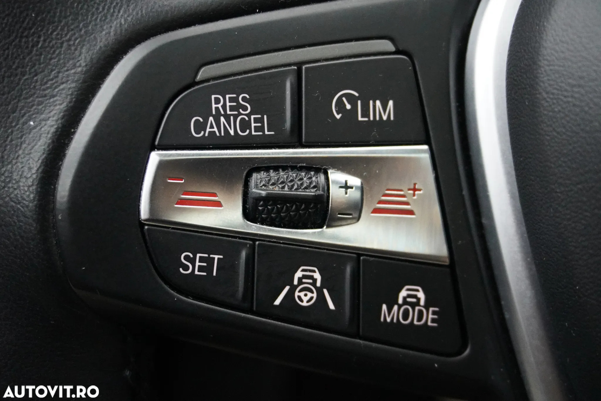 BMW Seria 3 320d xDrive AT MHEV - 12